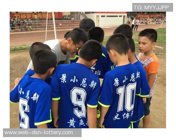 足球旗语的魅力与技巧解析让你在比赛中脱颖而出